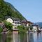 Hallstatt Village Landscape on the Lake_4K Live Wallpaper